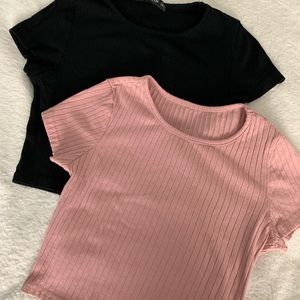 Set of crop tops